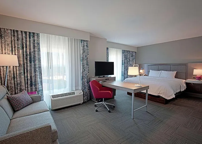 Hampton Inn & Suites Asheville Biltmore Area