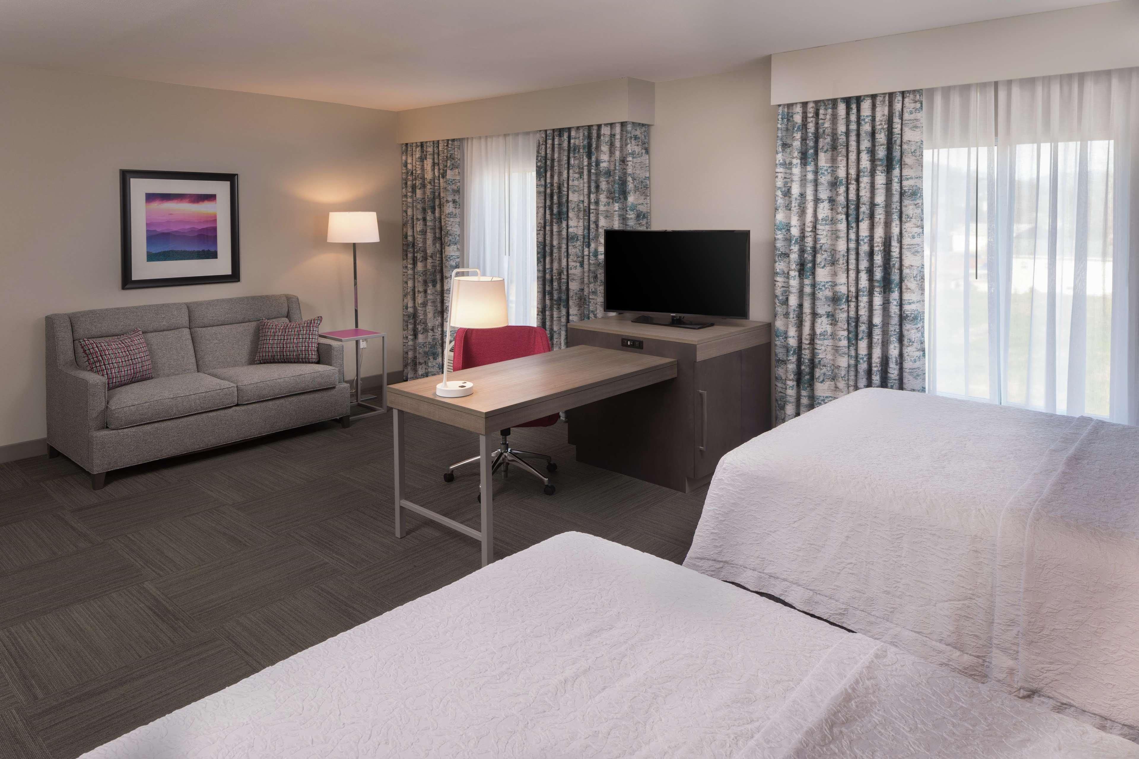 Hampton & Biltmore Area 3*